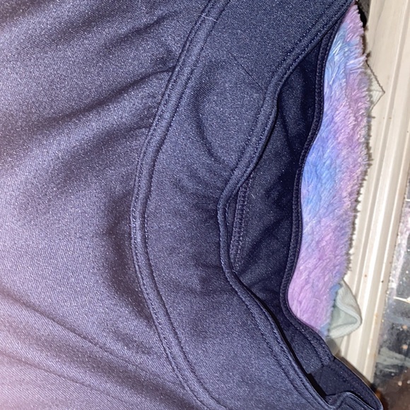 Shorts - Picture 6 of 9